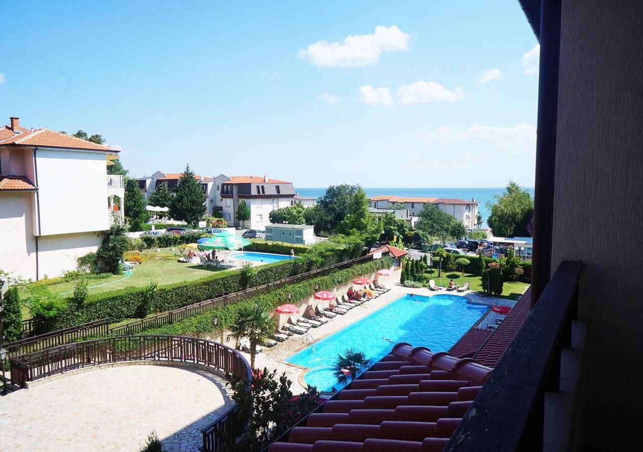 Dom-El Real Apartments Amphora Sveti Vlas Exterior foto